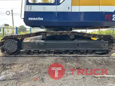 รถขุด KOMATSU PC200-5