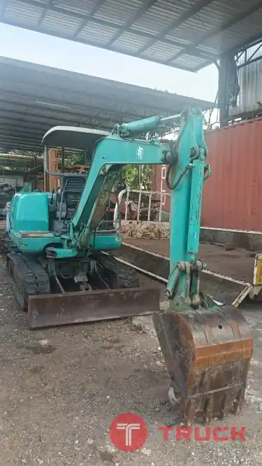 KOMATSU PC25-7 เก้่าญี่ปุ่น