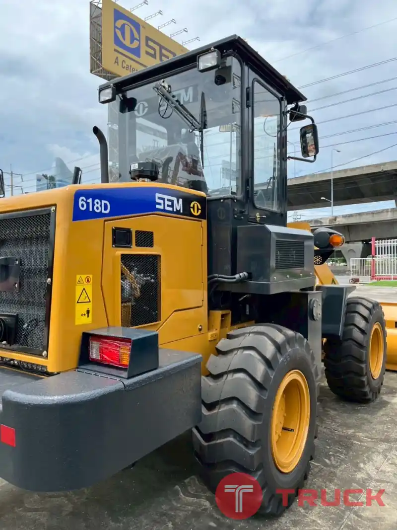 ขายรถตักล้อยาง ยี่ห้อ SEM รุ่น 618D ผลิตโดยแคทเทอร์พิลลาร์ ขายรถตักล้อยาง ยี่ห้อ SEM รุ่น 618D ผลิตโดยแคทเทอร์พิลลาร์
