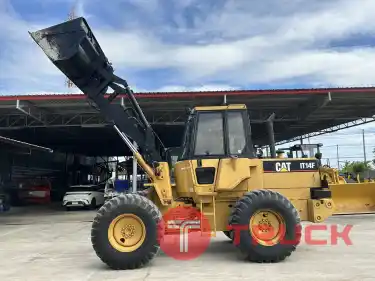 รถตักล้อยาง CATERPILLAR รุ่น IT14F บุ้งกี๋ 1.4 คิว ยกสูง 3.6 ม. รถเก่านอกนำเข้า ติดต่อ Line jiraroj2909
