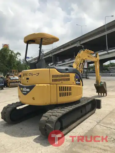 รถขุด KOMATSU PC40MR-1 ใช้งานมาน้อย สอบถามที่คุณครีม 0658844400