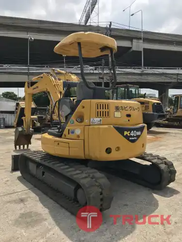 รถขุด KOMATSU PC40MR-1 ใช้งานมาน้อย สอบถามที่คุณครีม 0658844400