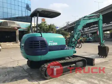 รถขุด KOMATSU PC35R-8 ใช้งานมาน้อย สอบถามที่คุณครีม 0658844400