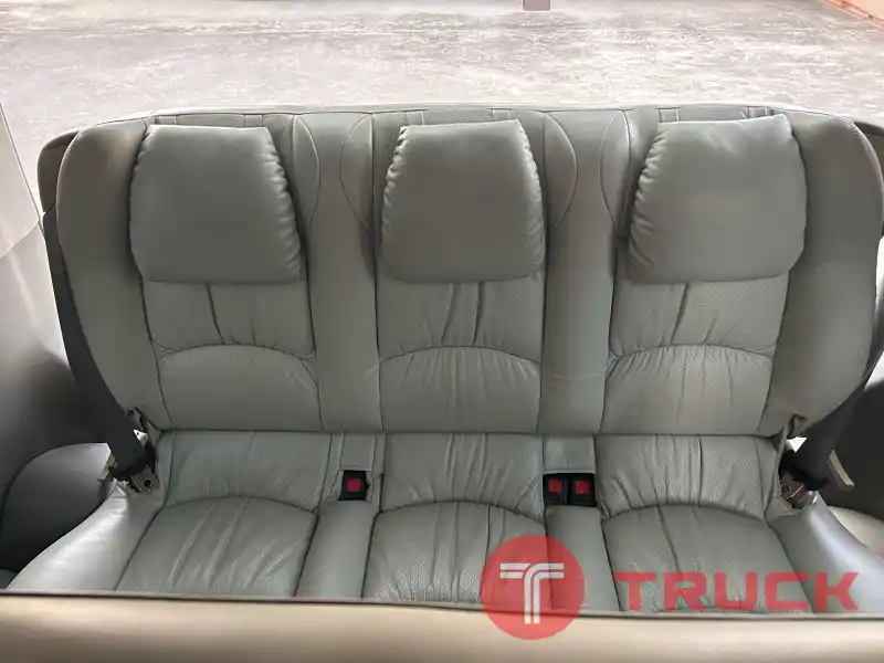 ปี 2005 รถตู้ Volkswagen รุ่น Caravelle 2.5 TDi เกียร์ออโต้ รถบ้าน เจ้าของขายเอง ปี 2005 รถตู้ Volkswagen รุ่น Caravelle 2.5 TDi เกียร์ออโต้ รถบ้าน เจ้าของขายเอง