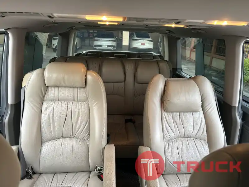 ปี 2005 รถตู้ Volkswagen รุ่น Caravelle 2.5 TDi เกียร์ออโต้ รถบ้าน เจ้าของขายเอง ปี 2005 รถตู้ Volkswagen รุ่น Caravelle 2.5 TDi เกียร์ออโต้ รถบ้าน เจ้าของขายเอง
