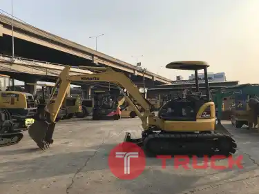 รถขุด KOMATSU PC40MR-3 ใช้งานมาน้อย สอบถามที่คุณครีม 0658844400