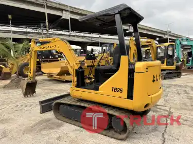 รถขุด KOBELCO TB25 พร้อมใช้งาน สอบถามที่คุณครีม 0658844400