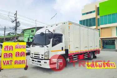 หกล้อตู้สิบบาน ISUZU FRR 190 แรง ปี 2556 0034