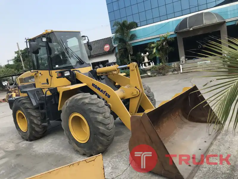 รถตัก KOMATSU WA200-6 พร้อมใช้งาน สอบถามที่คุณครีม 0658844400 รถตัก KOMATSU WA200-6 พร้อมใช้งาน สอบถามที่คุณครีม 0658844400