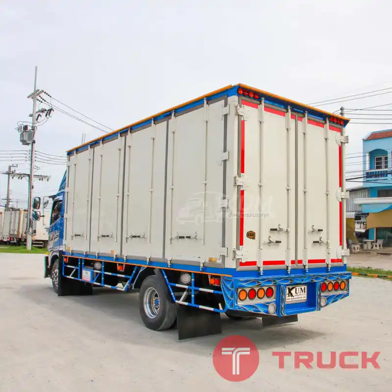 หกล้อตู้สิบบาน HINO FC9J 175 แรง ปี 2565 หกล้อตู้สิบบาน HINO FC9J 175 แรง ปี 2565