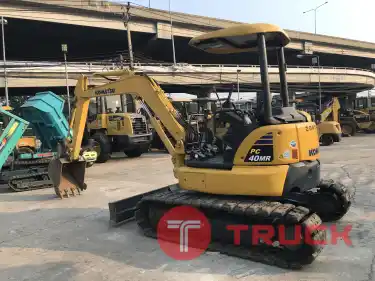รถขุด KOMATSU PC40MR-3 ใช้งานมาน้อย สอบถามที่คุณครีม 0658844400