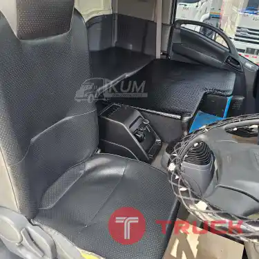 หกล้อตู้สิบบาน ISUZU FTR 240 แรง ปี 2565 7606 หกล้อตู้สิบบาน ISUZU FTR 240 แรง ปี 2565 7606