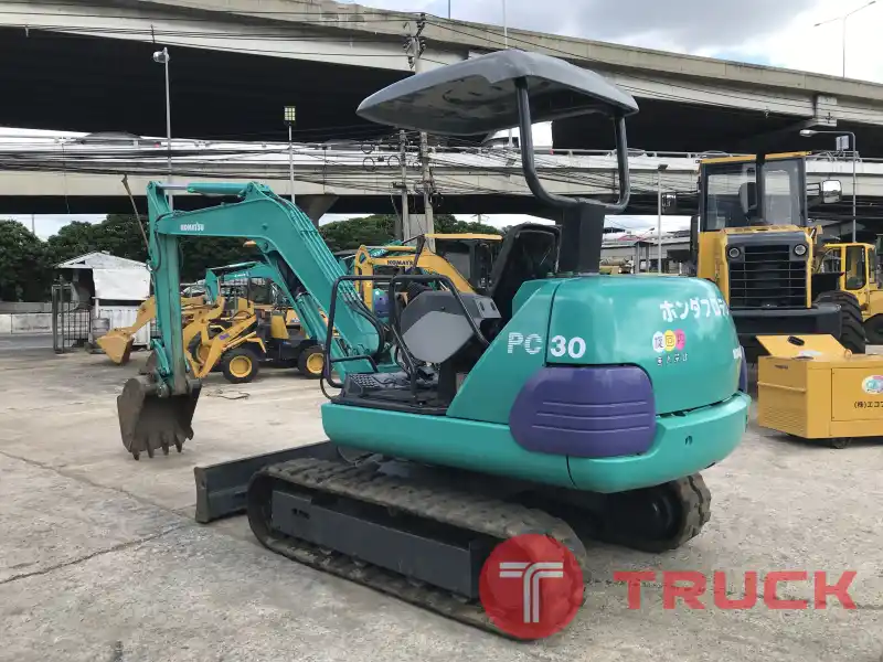 รถขุด KOMATSU PC30-7 ใช้งานมาน้อย สอบถามที่คุณครีม 0658844400 รถขุด KOMATSU PC30-7 ใช้งานมาน้อย สอบถามที่คุณครีม 0658844400