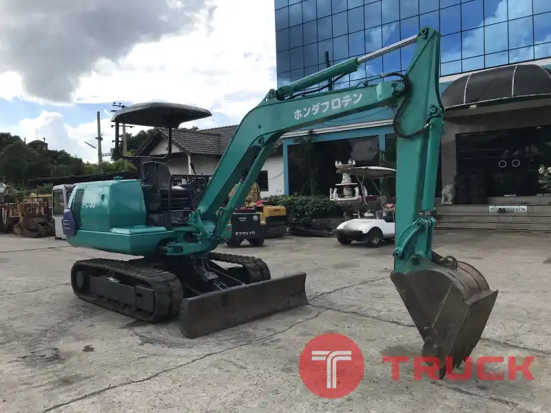 รถขุด KOMATSU PC30-7 ใช้งานมาน้อย สอบถามที่คุณครีม 0658844400 รถขุด KOMATSU PC30-7 ใช้งานมาน้อย สอบถามที่คุณครีม 0658844400