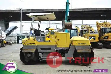 ขายรถบดหน้าเหล็ก-หลังเหล็ก ขนาด 6-7 ตัน KOMATSU JV70DW ความกว้าง Drum 1.45 เมตร มือสองสภาพดี นำเข้าจากญี่ปุ่น โดย P&P Pro