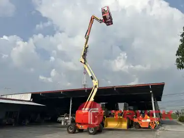 รถกระเช้าบูม JLG รุ่น 450AJ ความสูง 13.7 เมตร รถเก่านอก ติดต่อ Line jiraroj2909