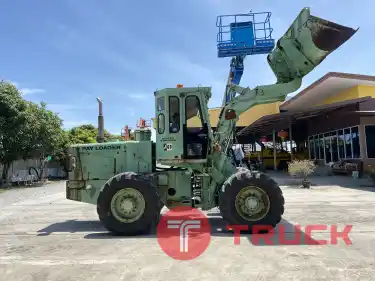 รถตักล้อยาง KOMATSU JH63-2 บุ้งกี๋ 1.5 คิว รถเก่านอกนำเข้า ติดต่อ Line jiraroj2909