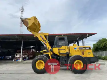 รถตักล้อยาง KOMATSU รุ่น WA380-3 บุ้งกี๋ 3 คิว ยกสูง 3.9 ม. รถเก่านอกนำเข้า ติดต่อ Line jiraroj2909