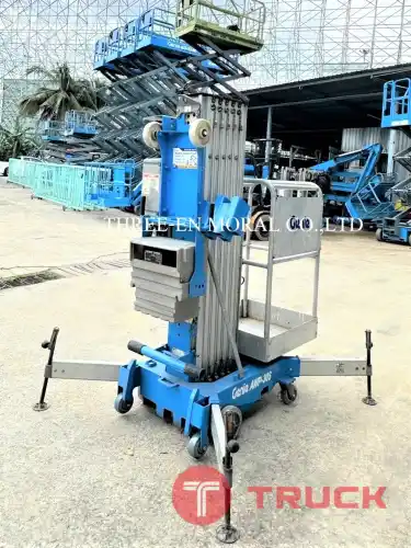 รถกระเช้า Personal Lift Genie AWP30S