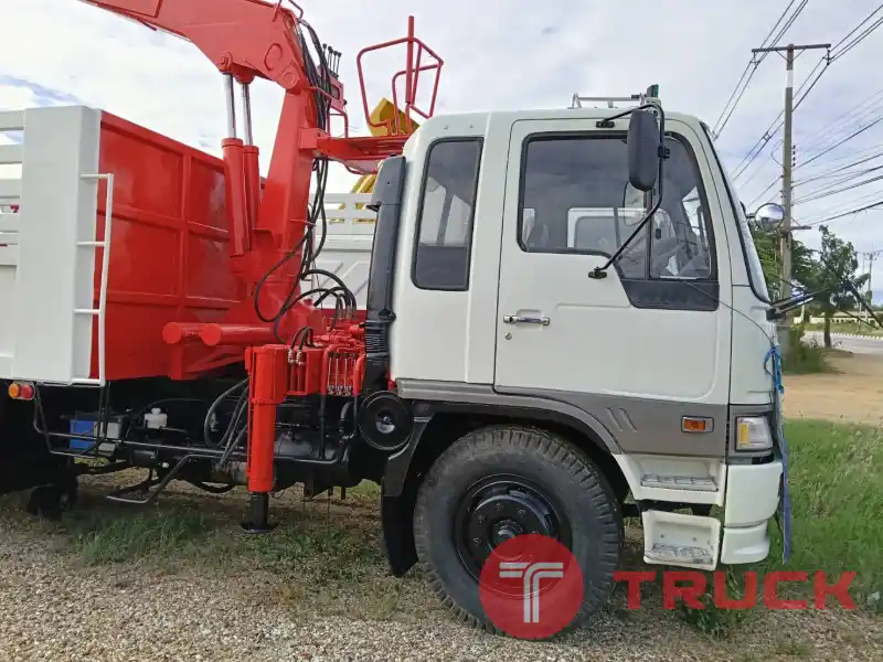 HINO กระบะบรรทุกติดตั้งชุดเครนไฮดรอลิกพร้อมหัวคีบ