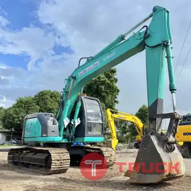 รถแบคโฮ KOBELCO SK135SR YY01