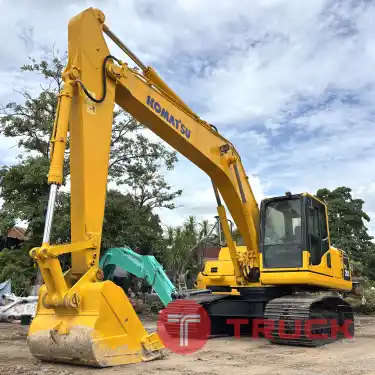 รถแบคโฮ KOMATSU PC200-8M0