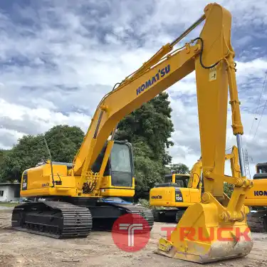 รถแบคโฮ KOMATSU PC200-8M0