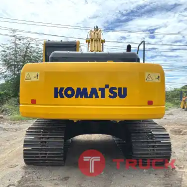 รถแบคโฮ KOMATSU PC200-8M0