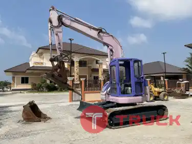 รถแบคโฮ SUMITOMO รุ่น SH75U-2 ขนาด 7.5 ตัน มีหัวกระแทกและบุ้งกี๋ รถเก่านอกนำเข้า ติดต่อ Line jiraroj2909