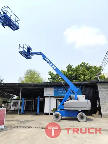 รถกระเช้า Boom Lift Genie S65