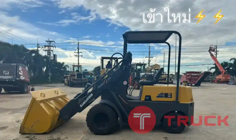 รถตัก KOMATSU SD10 มาใหม่ พร้อมใช้งาน สอบถามที่คุณครีม 0658844400