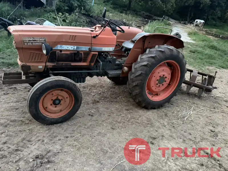 รถแทรกเตอร์ KUBOTA รุ่น L3001 มือ2 ขายตามสภาพ พร้อมผานพรวน