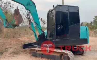รถขุด Kobelco 60 pc รุ่น 10 พร้อมใบดัน