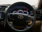 ขายรถTOYOTA CAMRY 2.0G EXTREMO สีขาว เกียร์AT ปี2014