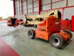 ขายรถกระเช้า JLG บูมข้อศอก E450AJ สูง 13.72 เมตร พร้อมใช้งาน