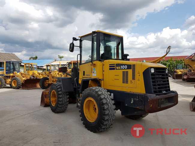 ขายรถตักล้อยาง ยี่ห้อ KOMATSU WA100-5 ซีเรียลสูง ปี 2006 นำเข้าจากญี่ปุ่นแท้ 100เปอร์เซ็นต์ สภาพสวย ไม่เคยใช้งานในไทย