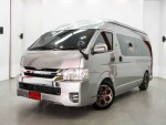 ขายรถมือสองTOYOTA COMMUTER 3.0 D4D สีเทา เกียร์AT ปี2015