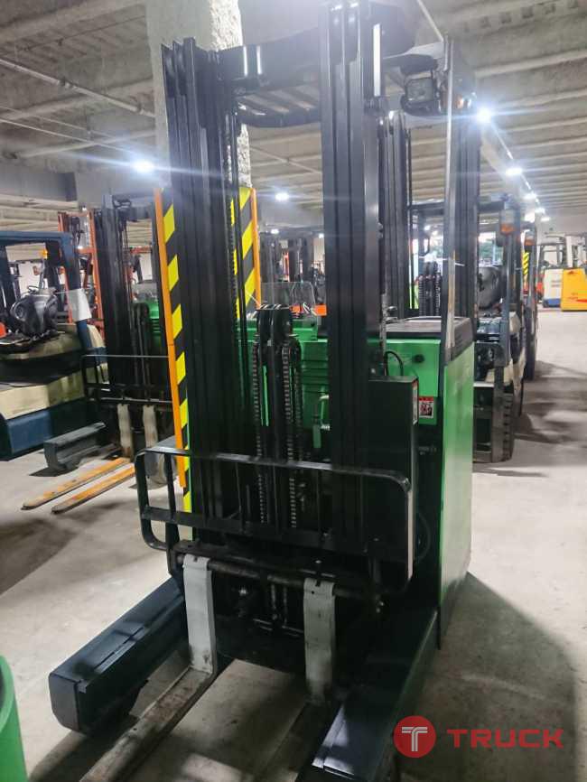ขายรถยก(ฟอร์คลิฟท์) ยี่ห้อ โตโยต้า รุ่น 7FBR15 รถยกไฟฟ้ายืนขับ ขนาด 1.5 ตัน เสาสูง 5 เมตร สภาพสวย ใช้งานไปเพียง 7799 Hr. รถนำเข้าจากญี่ปุ่น ราคาไม่แพง