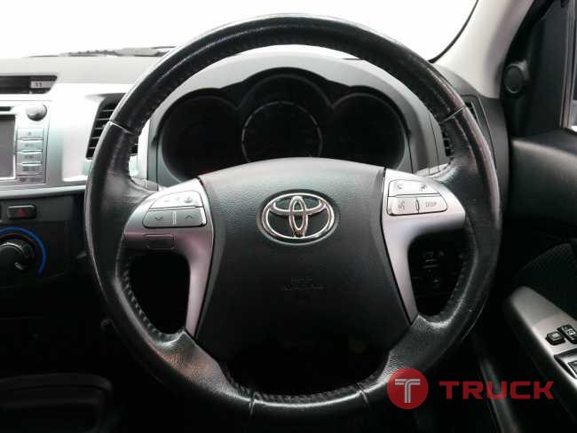 ขายรถ TOYOTA VIGO CHAM สีบรอนซ์ เกียร์AT ปี2014 ราคาถูก สภาพมือหนึ่ง เพื่อคุณเท่านั้น