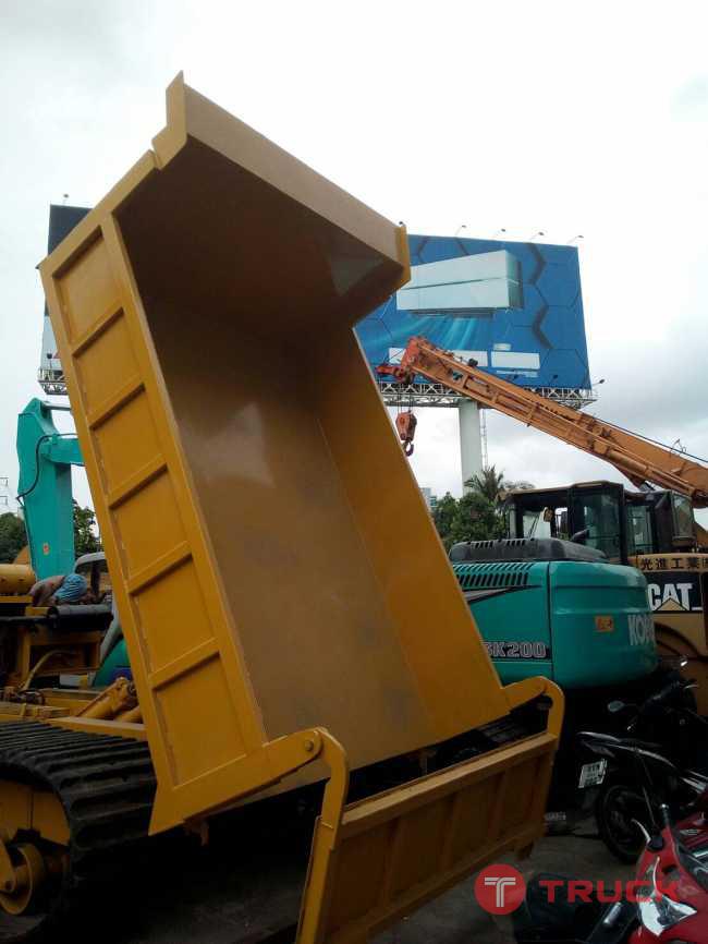 MST 2000 รถดั้มตีนตะขาบ MST 2000 รถดั้มตีนตะขาบ