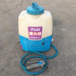 ถังพ่นปุ๋ยน้ำ ระบบแบตเตอรี่ ปั๊มไฟฟ้า 12V. พร้อมแบตในตัว