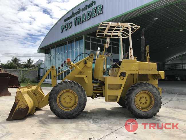 ขายรถตัก KOMATSU รุ่น 505 รถสวย นำเข้าจากญี่ปุ่น ราคาไม่แพงครับ
