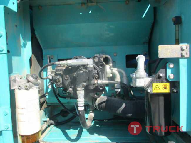 KOBELCO sk200-8