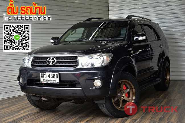 TOYOTA FORTUNER (หน้ายักษ์) 2.7V VVT-i AT ปี2009 สีดำ