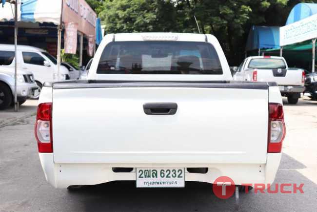 ขายรถสภาพสวยไม่มีชนพร้อมใช้ ISUZU DMAX 2.5 CAB เกียร์ธรรมดา ฟรีดาวน์ อายุงานสี่เดือนออกได้