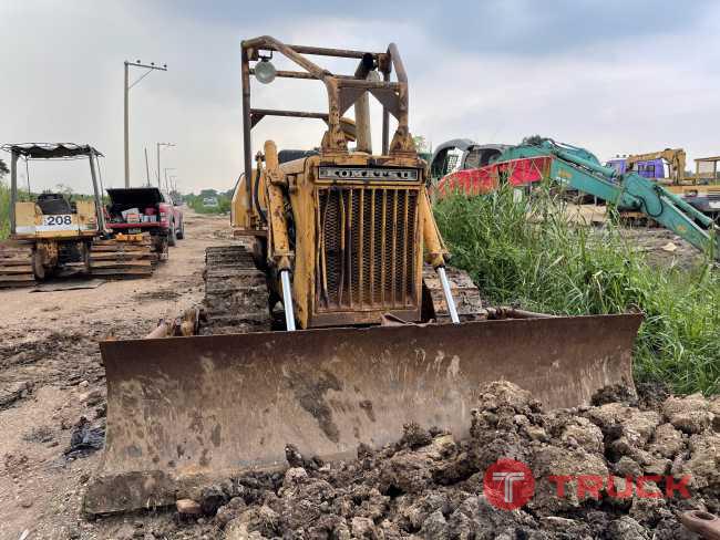 ขาย 185000 รถแทรคเตอร์ KOMATSU D40-1 ขาย 185000 รถแทรคเตอร์ KOMATSU D40-1