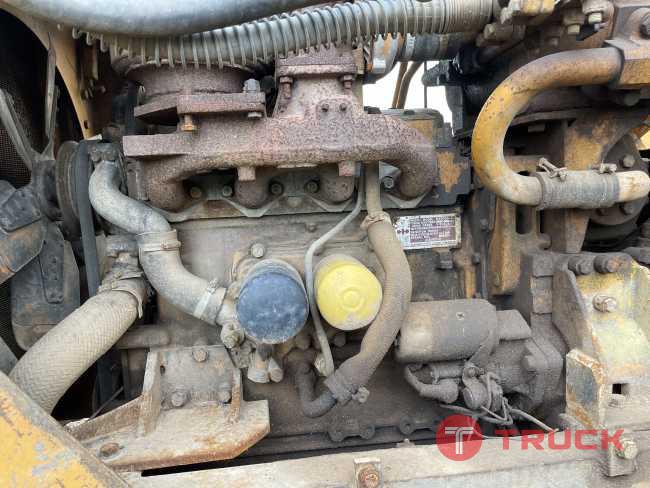ขาย 185000 รถแทรคเตอร์ KOMATSU D40-1 ขาย 185000 รถแทรคเตอร์ KOMATSU D40-1