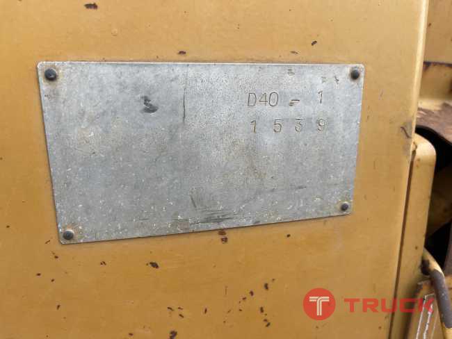 ขาย 185000 รถแทรคเตอร์ KOMATSU D40-1 ขาย 185000 รถแทรคเตอร์ KOMATSU D40-1