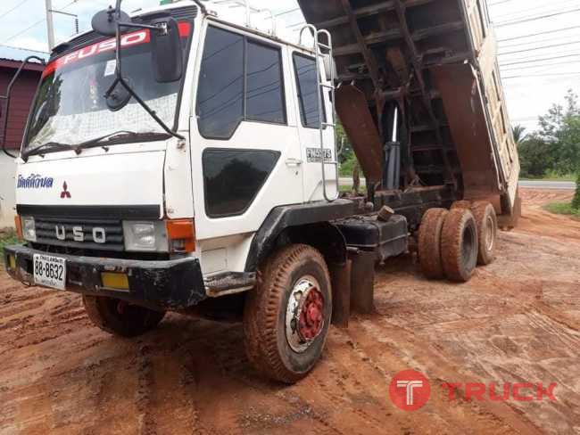 ขายสิบล้อดั้มพ์สองเพลา FUSO 220แรง
