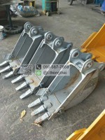 บุ้งกี๋ KX U55 กว้าง 30 CM สลัก 45 MM อาร์ม 21.5 CM